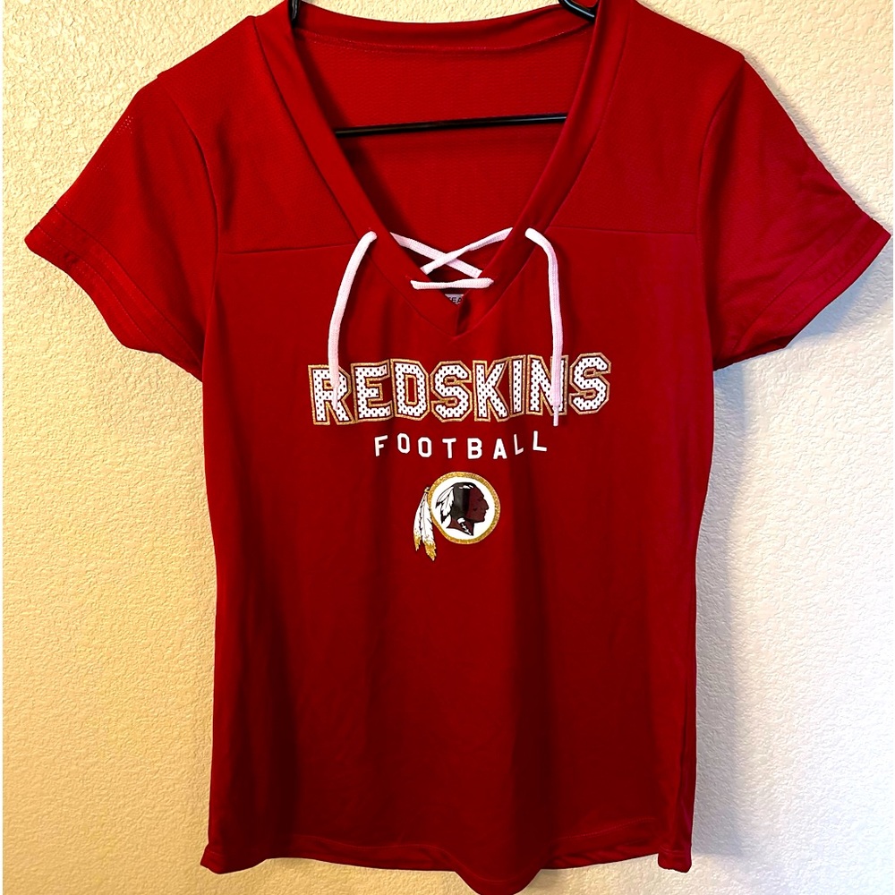Classic Washington Redskins Women’s fashion jersey